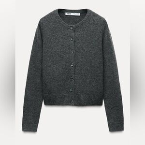 Zara 100% wool gray cardigan | Size M but fits like S